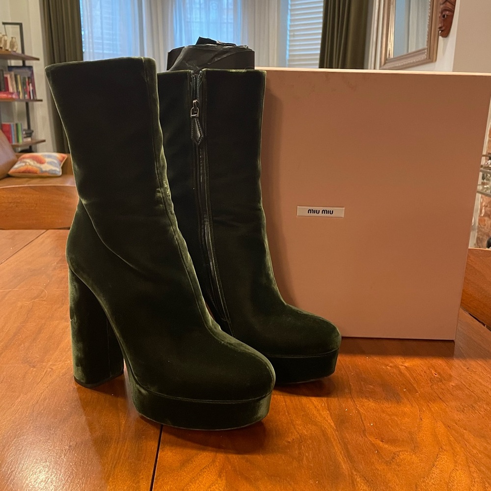 Miu Miu Velvet Platform Green Boots 40